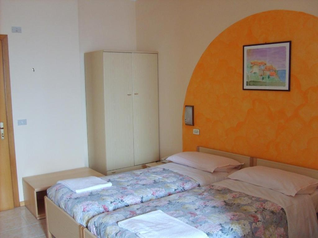 Hotel Panorama E Residence Tremosine Номер фото